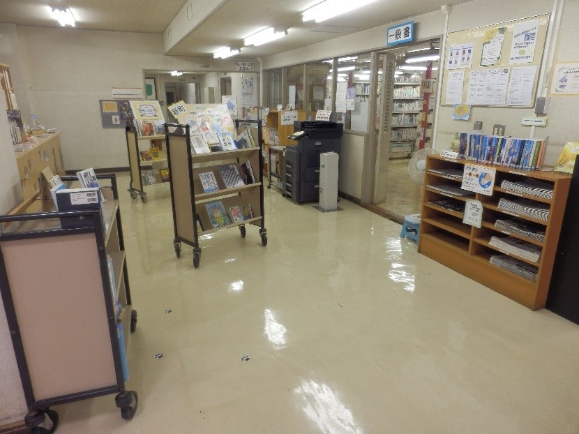 青梅図書館　期間限定の市内図書館からやってきた本の展示